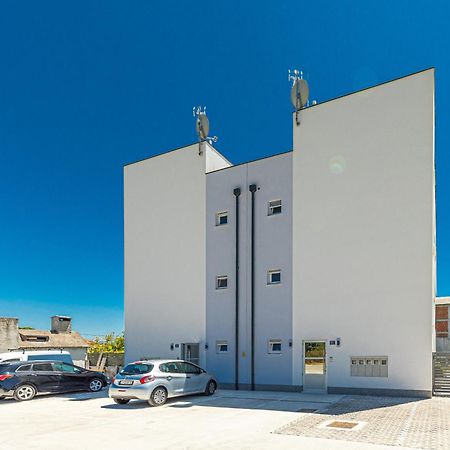 Rooftop New Castel 2023 Kastela Bagian luar foto