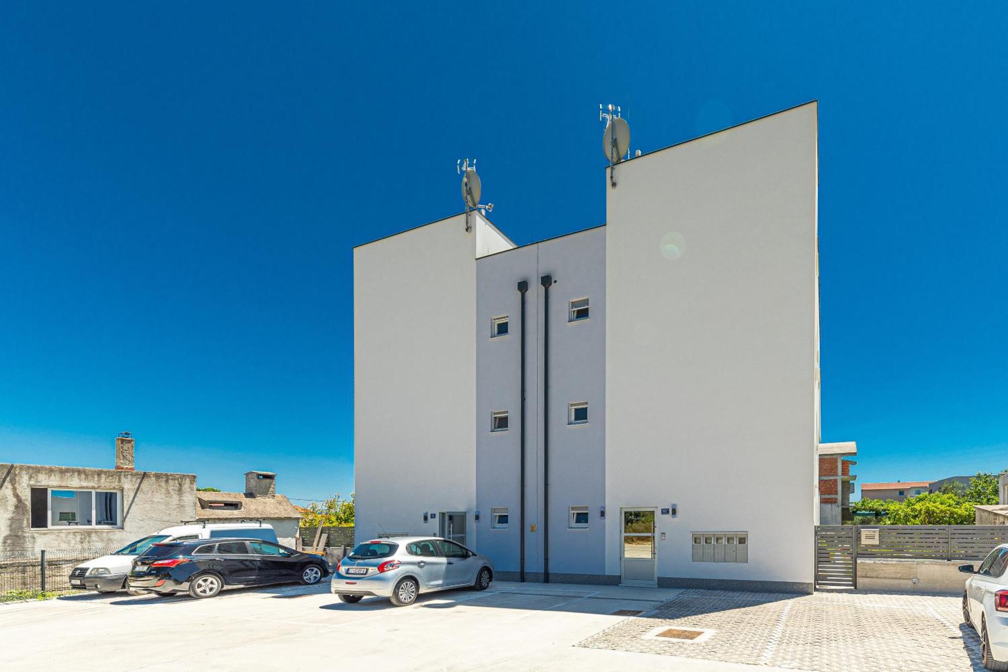 Rooftop New Castel 2023 Kastela Bagian luar foto