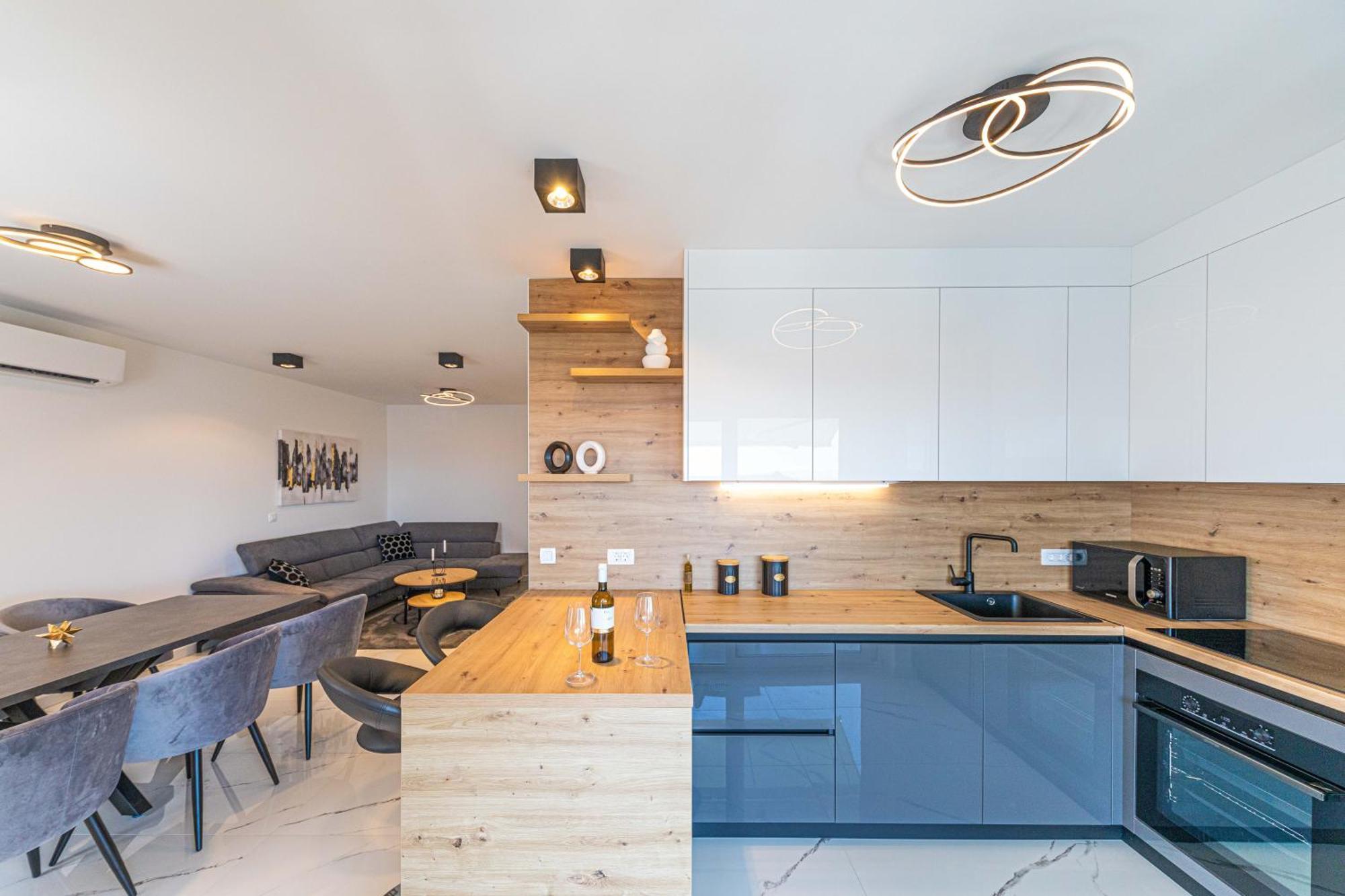 Rooftop New Castel 2023 Kastela Bagian luar foto